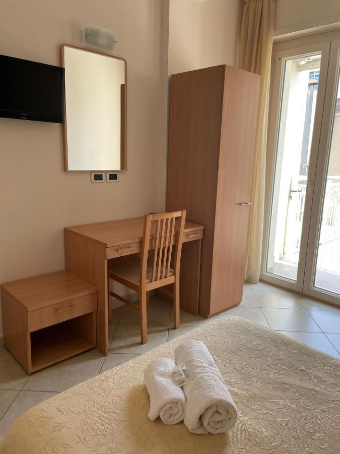 Hotel Favorita 3*