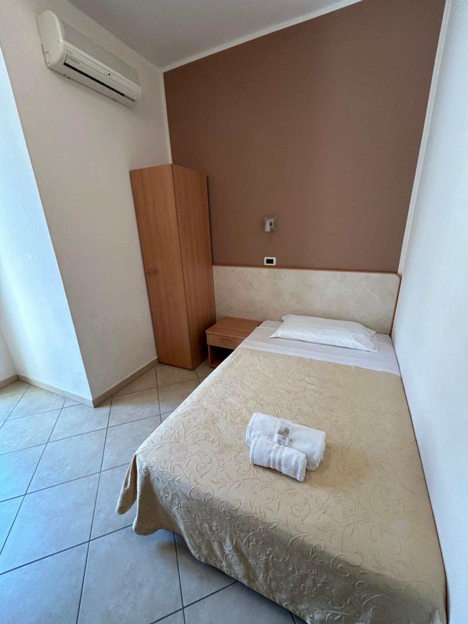 Hotel Favorita 3*