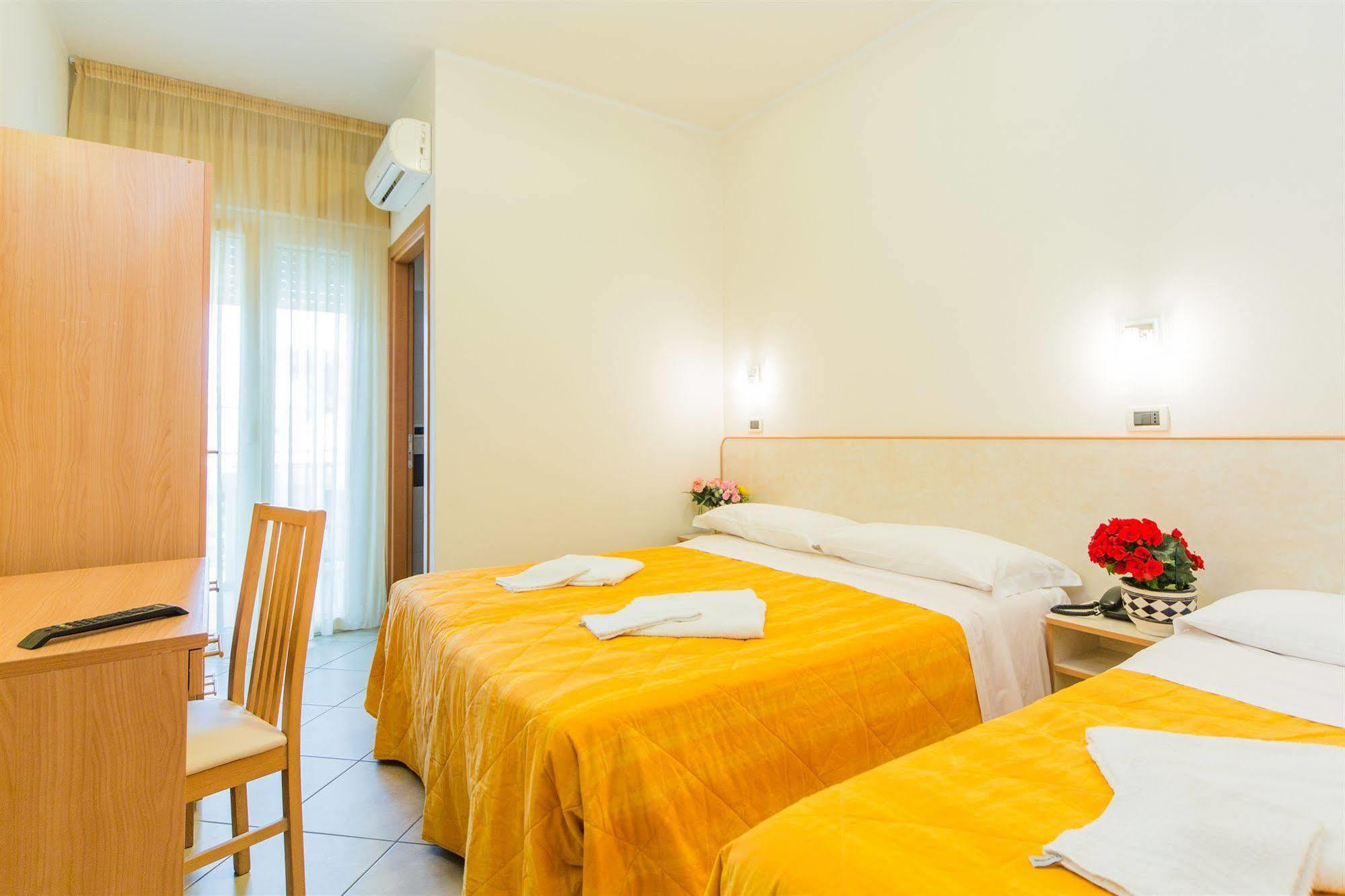 Favorita Hotel 3*