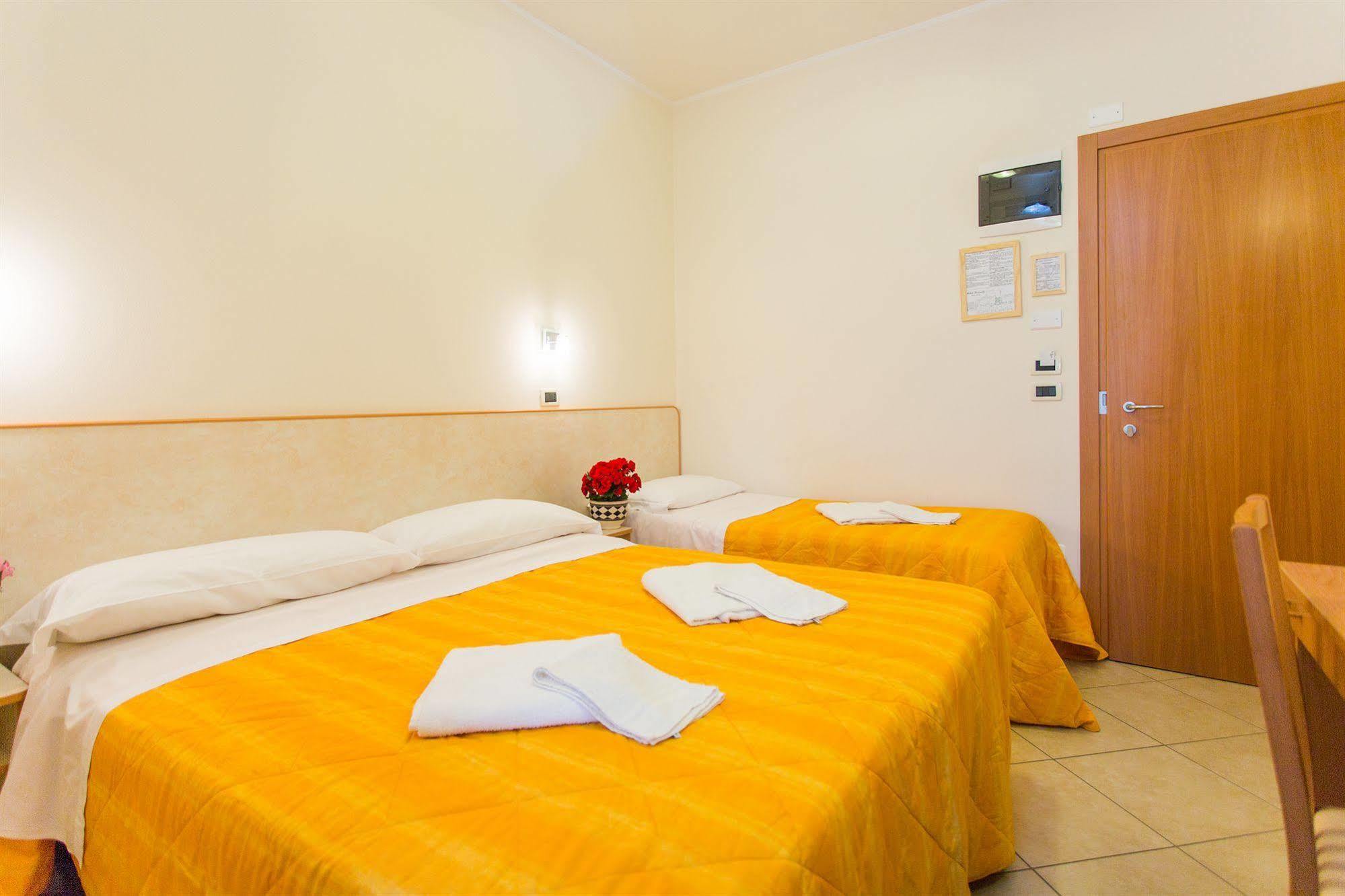 Hotel Favorita 3*